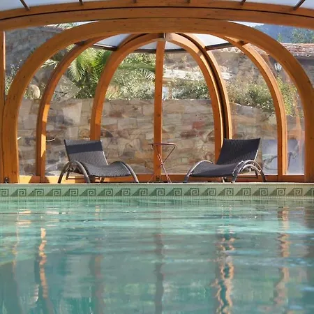 Se Ressourcer Au Coeur Des Oliviers Piscine Calme Assure Feriehus *
